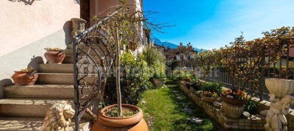 Villa de 3 dormitorios en Gravedona ed Uniti, Italy No. 59008 5