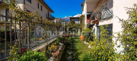 Villa de 3 dormitorios en Gravedona ed Uniti, Italy No. 59008 12