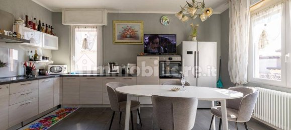 Villa de 3 dormitorios en Gravedona ed Uniti, Italy No. 59008 7