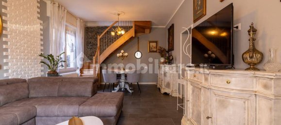 Villa de 3 dormitorios en Gravedona ed Uniti, Italy No. 59008 9