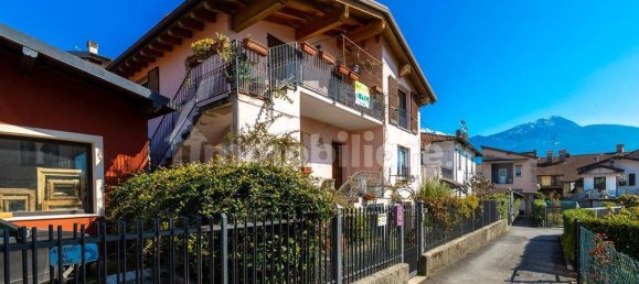 Villa de 3 dormitorios en Gravedona ed Uniti, Italy No. 59008 3