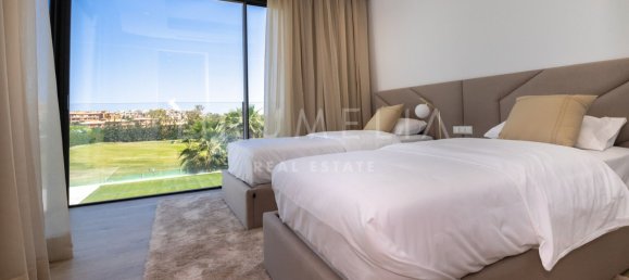 Вилла с 4 спальнями в Малага, Испания № 127173 12