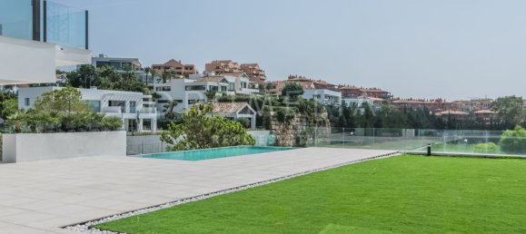 Вилла с 4 спальнями в Малага, Испания № 127173 26