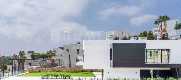 Вилла с 4 спальнями в Малага, Испания № 127173 32