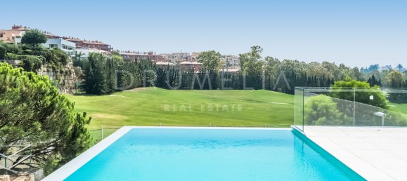 Вилла с 4 спальнями в Малага, Испания № 127173 10