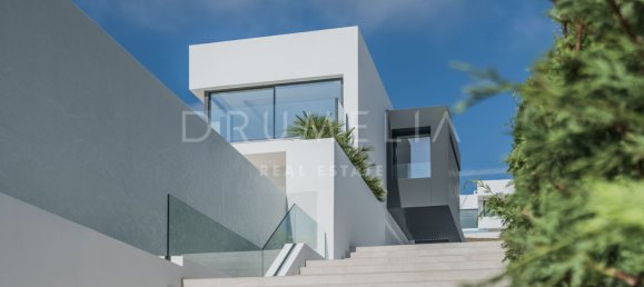 Вилла с 4 спальнями в Малага, Испания № 127173 34