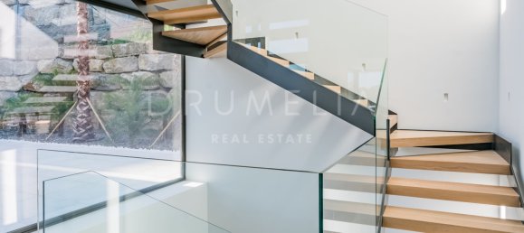 Вилла с 4 спальнями в Малага, Испания № 127173 41