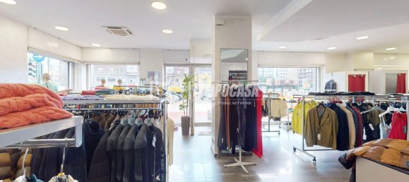 320m² Commercial property in Turin, Italy No. 375252 5