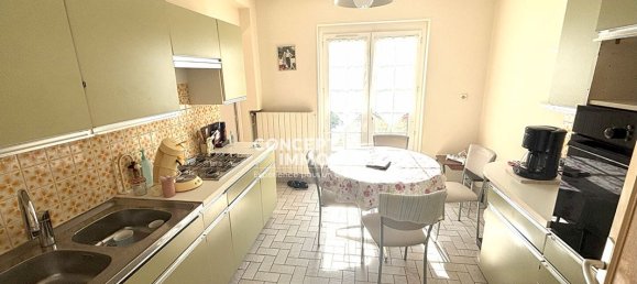 4 غرف نوم منزل في Florange, France رقم 336792 2