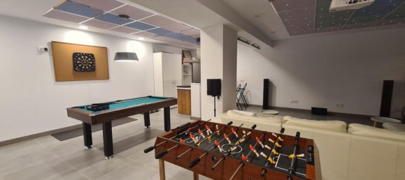 3 bedrooms Villa in Alameda, Spain No. 173020 20