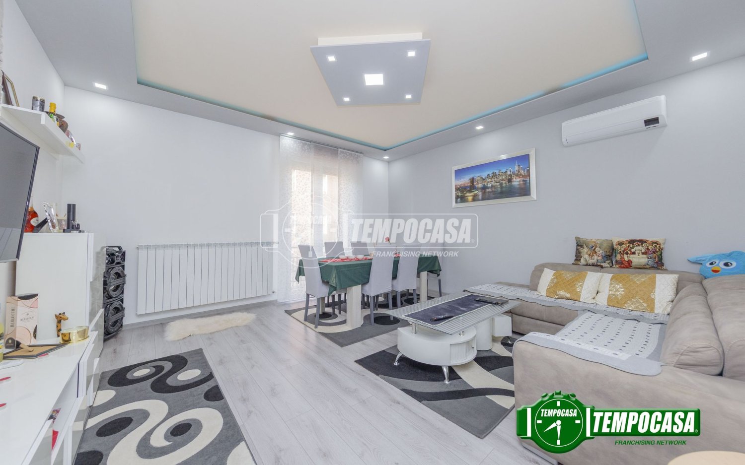 2 غرف نوم شقة في Piacenza, Italy رقم 135603