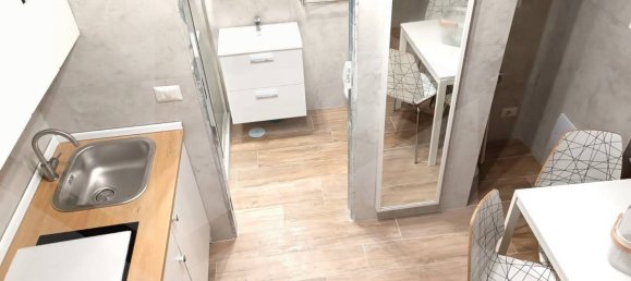 2 rooms Apartment in Naples, Italy No. 24250 8