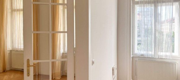 4 rooms Apartment in Mariahilf, Austria No. 177150 3