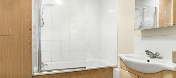 استوديو في Egham, United Kingdom رقم 8663 16