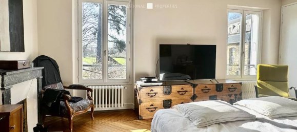 5 bedrooms Castles in Meudon, France No. 180322 3