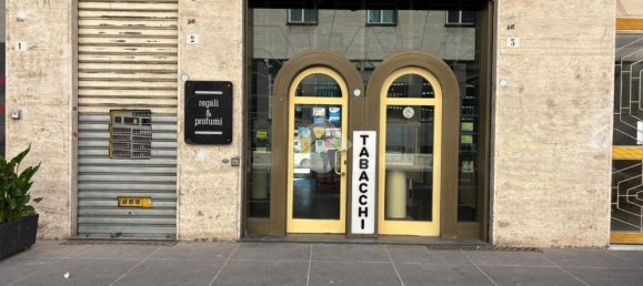 3 rooms Commercial property in Cosenza, Italy No. 257640 5