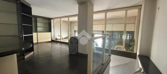 3 rooms Commercial property in Cosenza, Italy No. 257640 4