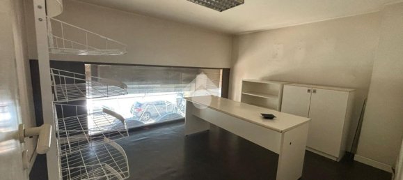 3 rooms Commercial property in Cosenza, Italy No. 257640 29