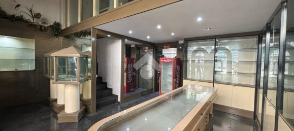 3 rooms Commercial property in Cosenza, Italy No. 257640 6