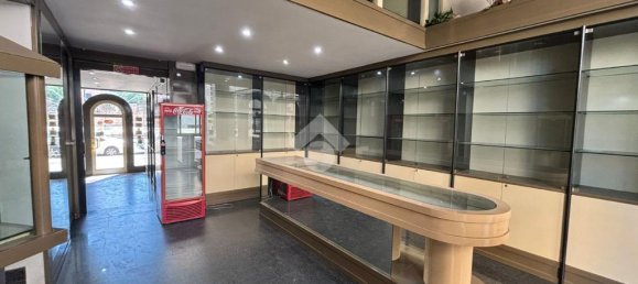 3 rooms Commercial property in Cosenza, Italy No. 257640 12