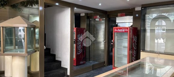 3 rooms Commercial property in Cosenza, Italy No. 257640 7