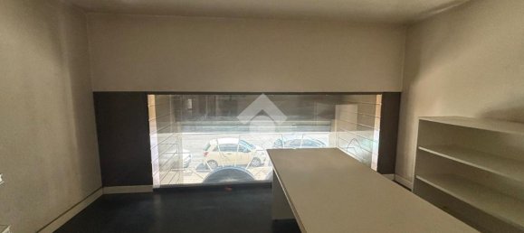 3 rooms Commercial property in Cosenza, Italy No. 257640 30