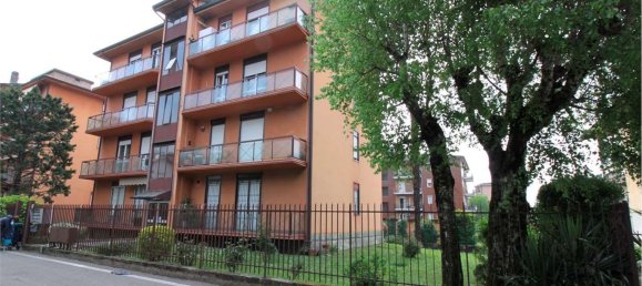 3 rooms Apartment in Como, Italy No. 87246 22