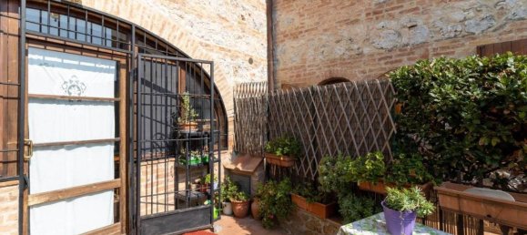 Квартира с 4 комнатами в Совичилле, Италия № 28752 11