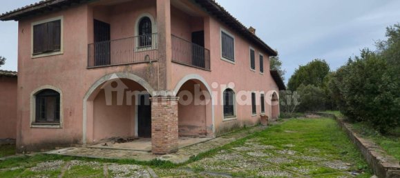 8 bedrooms Villa in Campagnano di Roma, Italy No. 292399 5