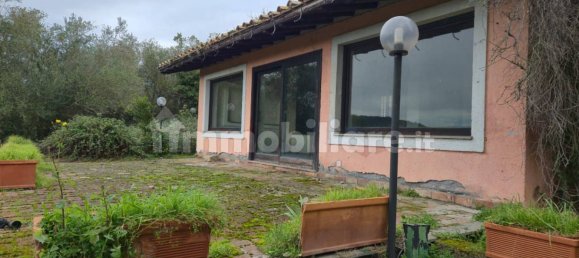 8 bedrooms Villa in Campagnano di Roma, Italy No. 292399 2