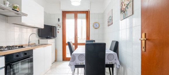 3 Schlafzimmer Wohnung in Capoterra, Italy, Nr. 315471 10
