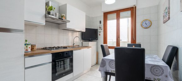 3 Schlafzimmer Wohnung in Capoterra, Italy, Nr. 315471 9