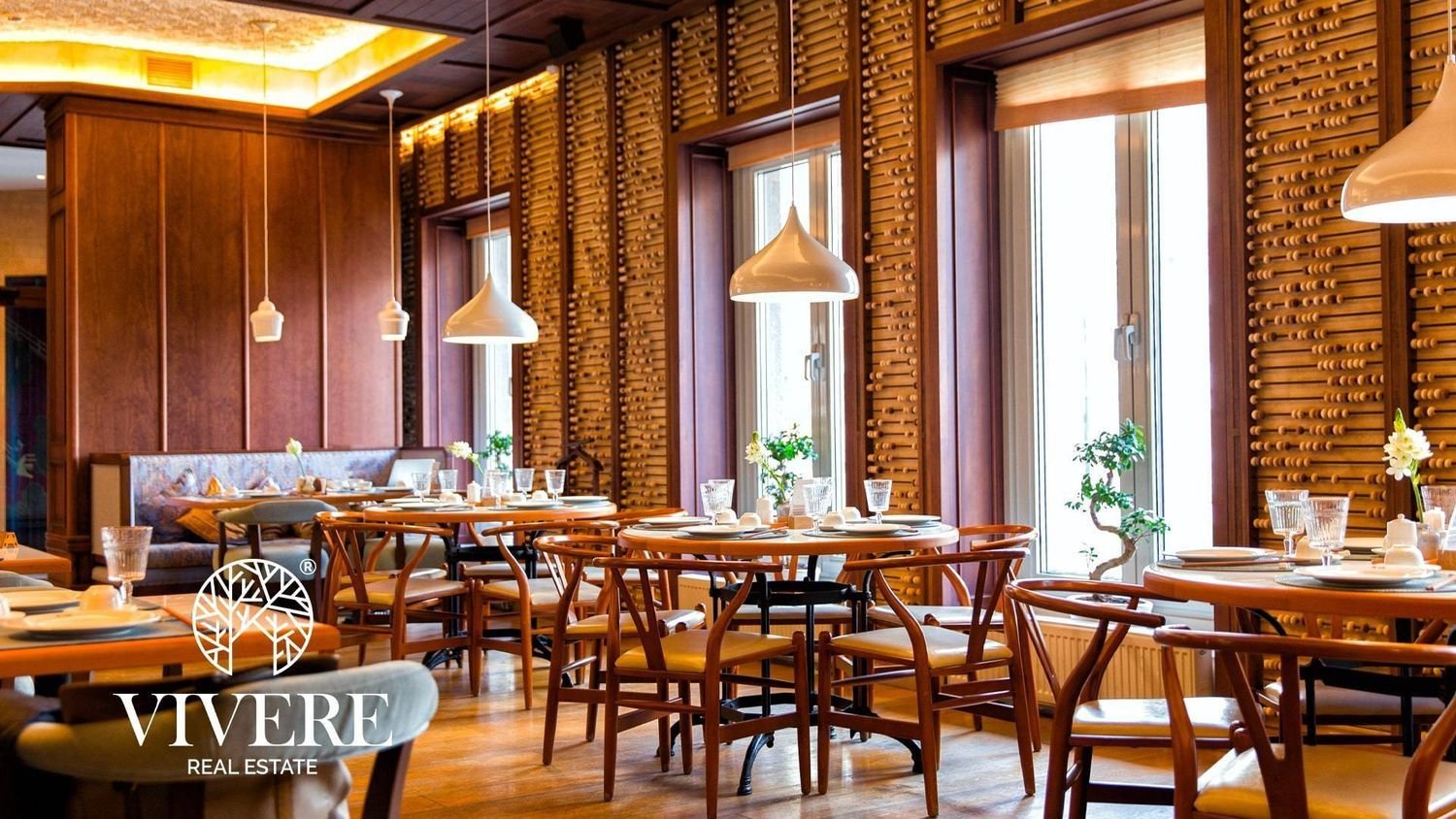 140m² Commercial property in Rome, Italy No. 148077