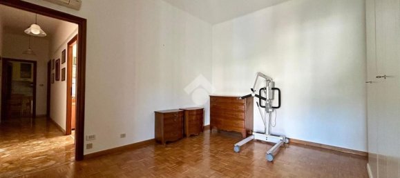4 Schlafzimmer Wohnung in Genoa, Italy, Nr. 372749 21
