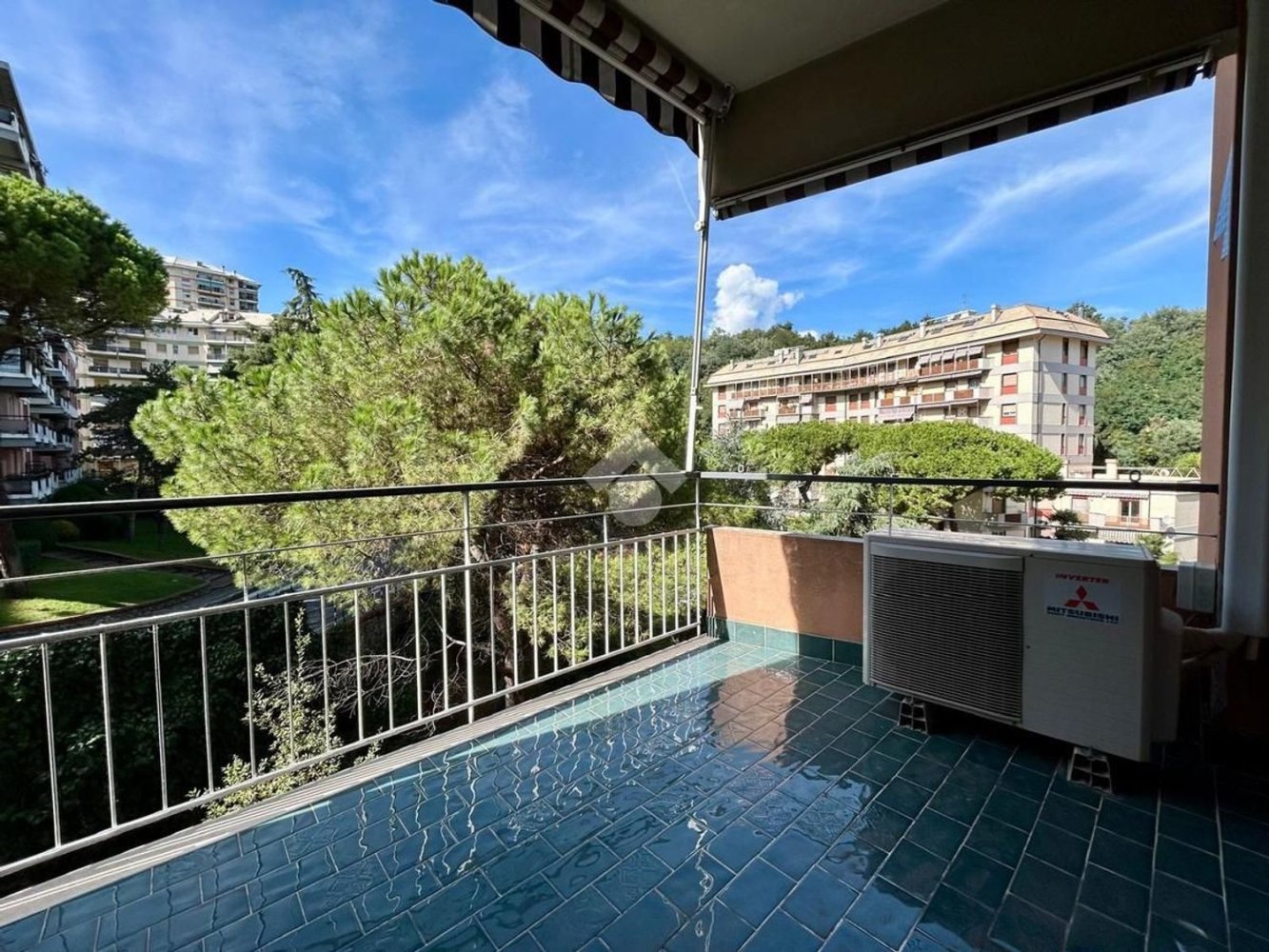 4 Schlafzimmer Wohnung in Genoa, Italy, Nr. 372749