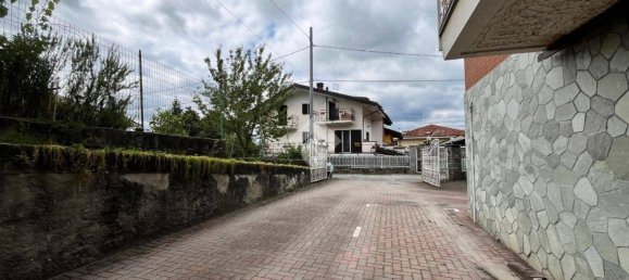 Квартира с 2 спальнями в Кастелламонте, Италия № 289998 30