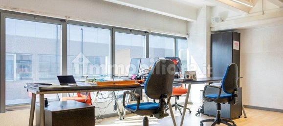 Escritório de 5 divisões em Capriolo, Italy N.º 13334 8