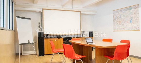 Escritório de 5 divisões em Capriolo, Italy N.º 13334 12