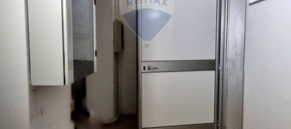 100m² Warehouse in Bari, Italy No. 155531 3