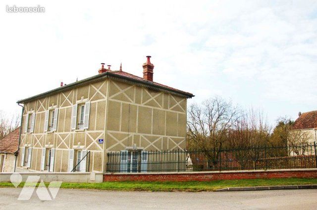 3 Schlafzimmer Haus in Brumetz, France, Nr. 239244