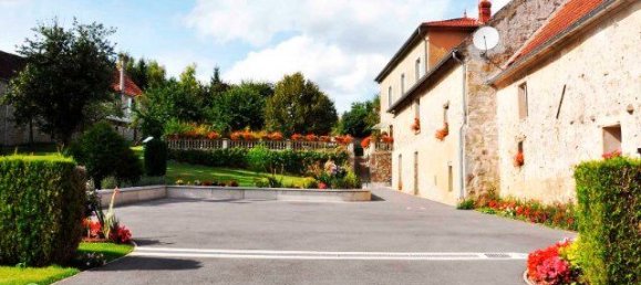 3 Schlafzimmer Haus in Brumetz, France, Nr. 239244 17