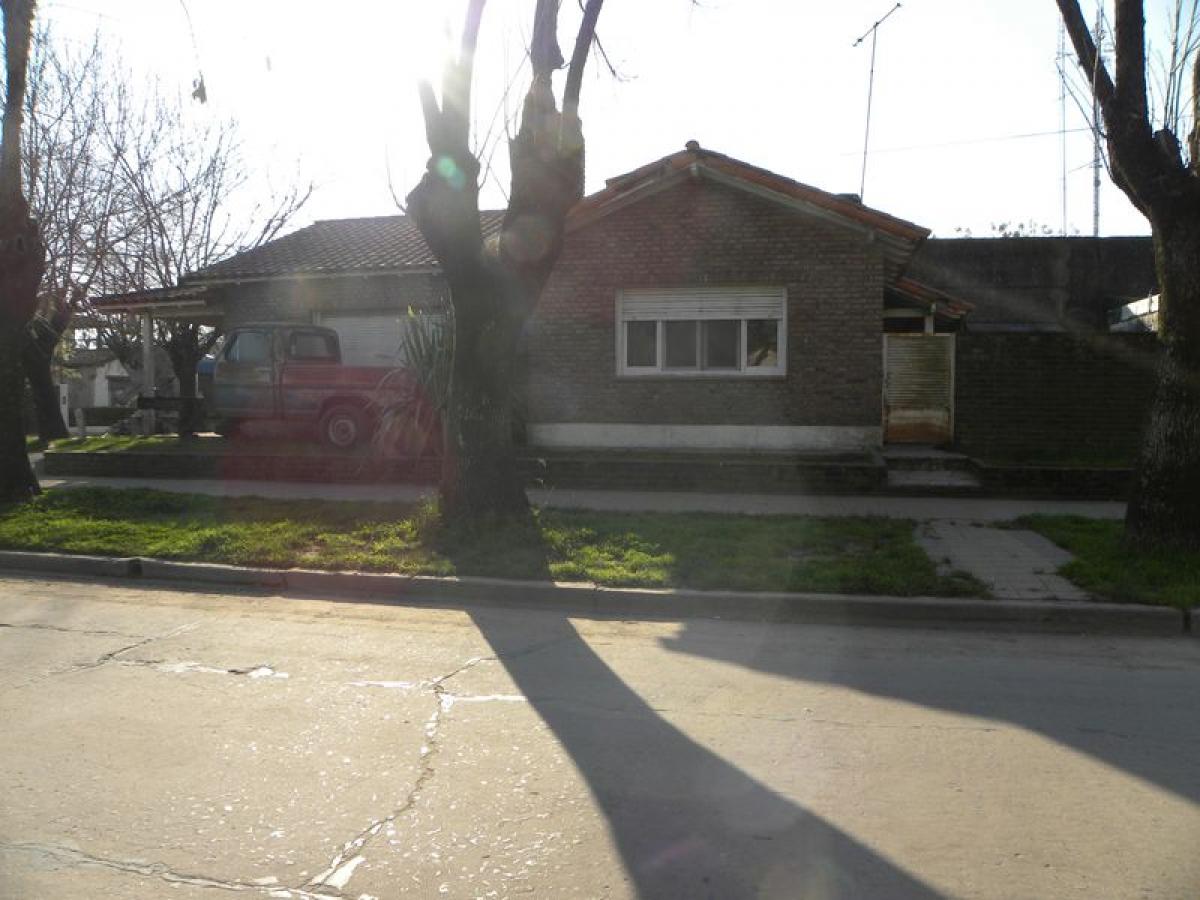 2 bedrooms House in Buenos Aires, Argentina No. 68253