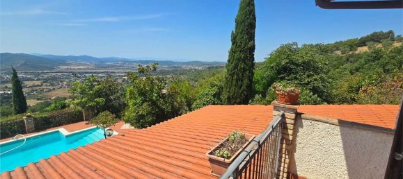 600m² Commercial property in Magione, Italy No. 270231 41