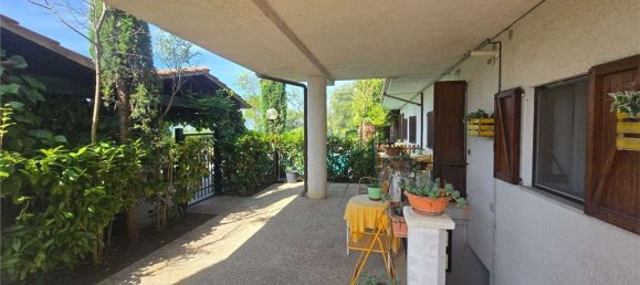 600m² Commercial property in Magione, Italy No. 270231 8