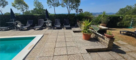 600m² Commercial property in Magione, Italy No. 270231 11