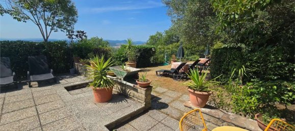 600m² Commercial property in Magione, Italy No. 270231 12