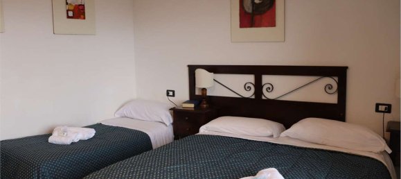 600m² Commercial property in Magione, Italy No. 270231 44