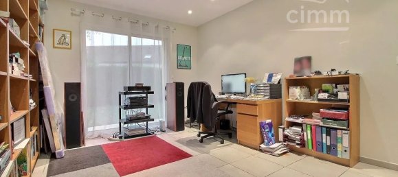 6 bedrooms House in Joue-les-Tours, France No. 52300 17