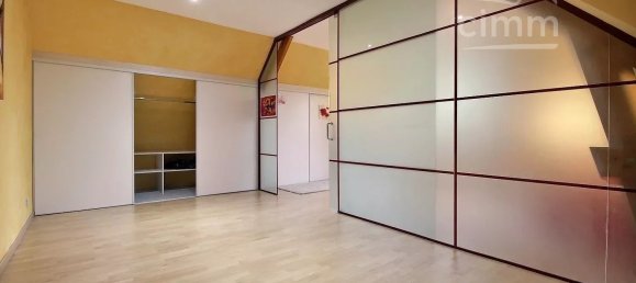 6 bedrooms House in Joue-les-Tours, France No. 52300 27