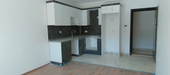 Квартира 1+1 в Оба, Турция № 11337 4